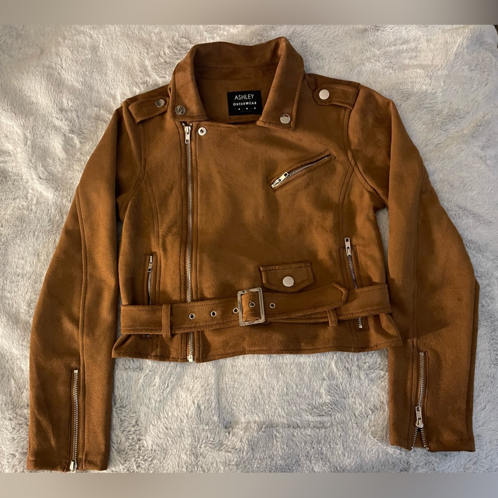 Ashley outerwear size M